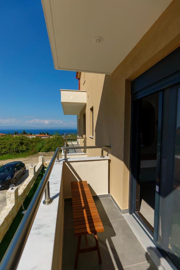 Lighthouse Apartments Криопиги Экстерьер фото